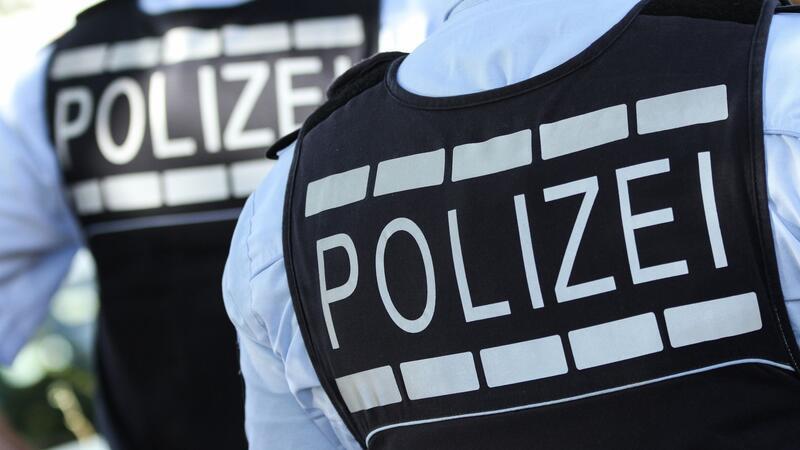 Razzia bei muslimischem Verein in Braunschweig und Berlin Die Polizei durchsuchte insgesamt acht Objekte.