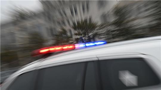 Die Polizei ermittelt gegen den Betreiber und das Küchenpersonal des Kindergartens. (Symbolbild)