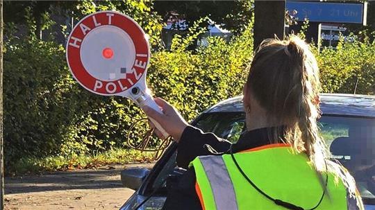 Die Polizei erwischte in Stade zwei Fahrer ohne Führerschein.