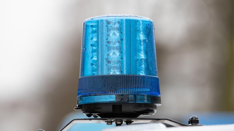 Ex-RAF-Terroristen Staub und Garweg vermutlich in Berlin Die Polizei fahndet nach den früheren RAF-Terroristen Ernst-Volker Staub und Burkhard Garweg.