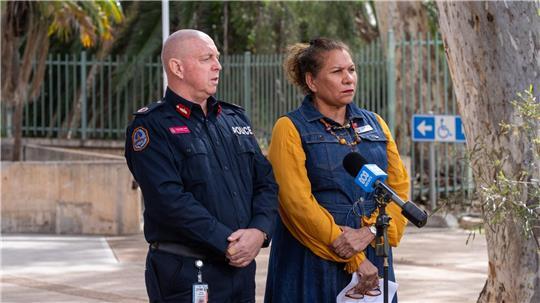 Die Polizei glaubt, dass die kleine Sharon noch lebt.