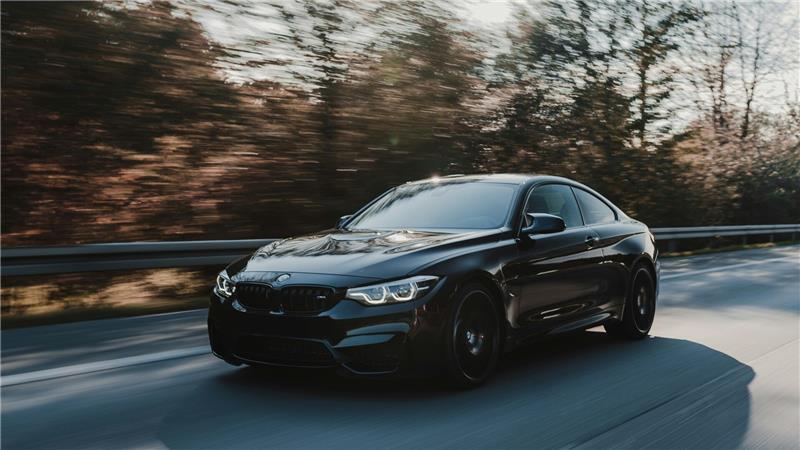 Die Polizei hat auf der A27 einen BMW-Fahrer ohne in Deutschland gültige Fahrerlaubnis erwischt (Symbolbild).