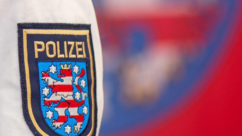 „Reichsbürger“-Szene: Mutmaßliche Rädelsführer gefasst Die Polizei hat die mutmaßlichen Rädelsführer bereits einem Haftrichter vorgeführt.