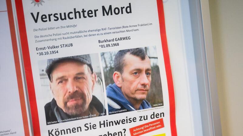 Die Polizei hat in Hamburg-Altona nach dem früheren RAF-Terroristen Staub (links im Bild) gesucht.