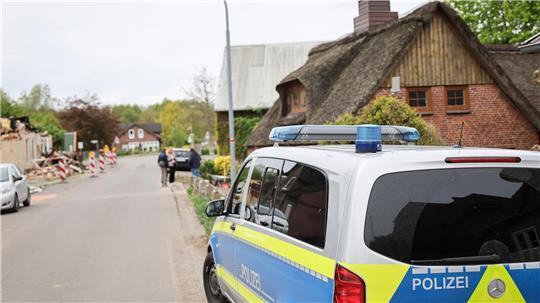 Die Polizei hat nach den Bränden ihre Streifen in Kudensee massiv verstärkt. (Archivbild)