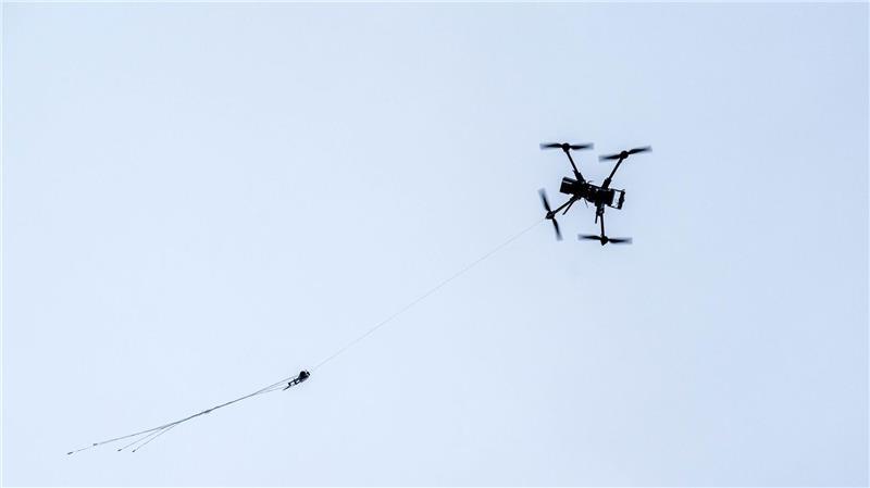 Die Polizei hat nun eine klare Rechtsgrundlage, um fremde Drohnen abzuwehren. (Symbolbild)