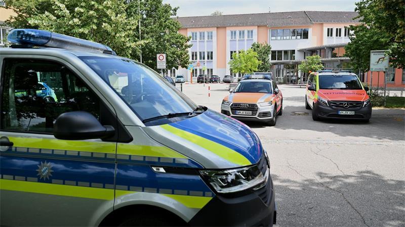 Die Polizei nahm nach eigenen Angaben den mutmaßlichen Täter fest.