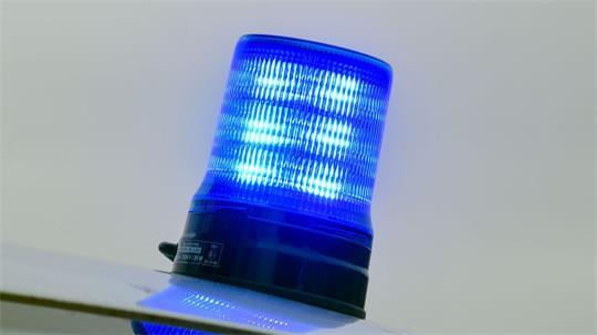 Die Polizei sucht nach Hinweisen zu den Jugendlichen. (Symbolbild)