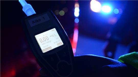 Die Polizei war bei Unfällen in Balje und Buxtehude alarmiert. (Symbolbild)