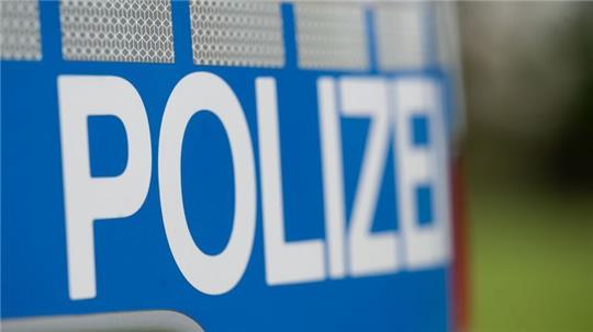 Die Polizei warnt vor einem Datendiebstahl, der mit der falschen Nachricht von einer Kindesentführung eingefädelt wird. Foto: Marijan Murat/dpa