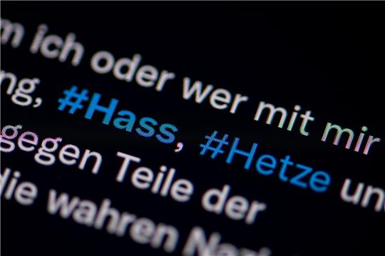 Die Polizei will mit einem Aktionstag gegen Hass und Hetze im Netz vorgehen.