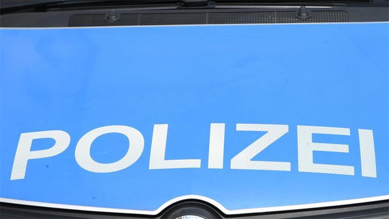 Die Polizei wurde gegen 3.15 Uhr zu einem Diebstahl in Hamburg-Harburg alarmiert. (Symbolbild)