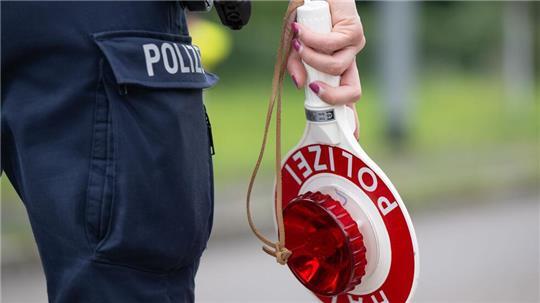 Die Polizei zog den 14-Jährigen gegen 5.15 Uhr aus dem Verkehr.