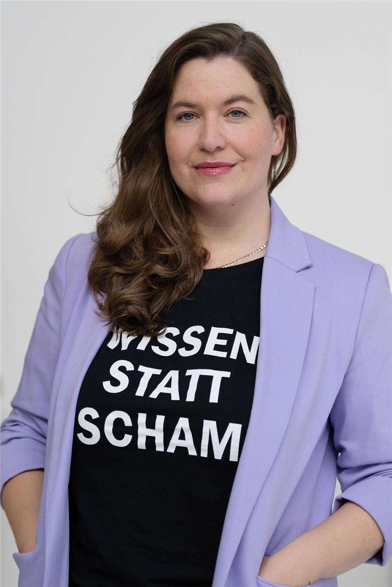 Wissen statt Scham - Madita Oeming erforscht Pornos Die Pornowissenschaftlerin Madita Oeming plädiert für "Wissen statt Scham".