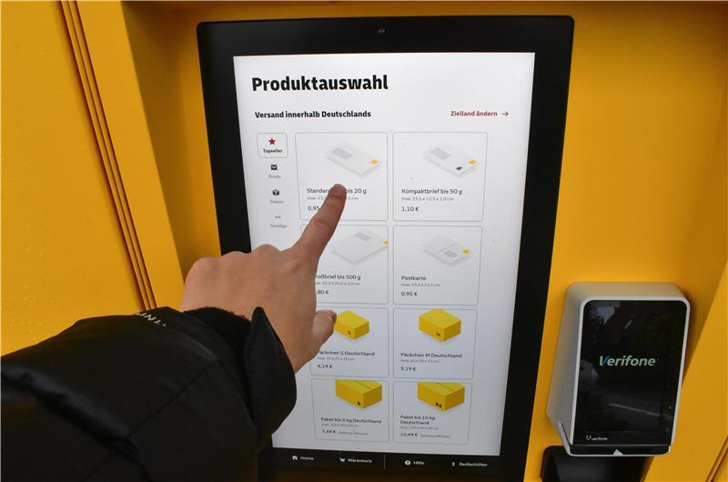 Dollern hat eine Poststation – aber bekommt keine Filiale zusätzlich Die Post in Dollern gibt es nicht mehr in Person, nur noch als Computer: Touchscreen, QR-Code-Scanner, Audio- und Videoassistenten und bargeldloses Bezahlen.