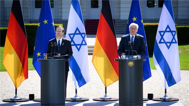Deutsch-israelisches Jubiläum im Schatten des Gaza-Krieges Die Präsidenten Deutschlands und Iraels, Steinmeier und Herzog, berichten in einer Pressekonferenz über ihr Gespräch.
