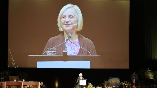 Die Präsidentin des Deutschen Landfrauenverbandes, Petra Bentkämper, betont: „Wir brauchen wieder einen anderen Umgang miteinander.“