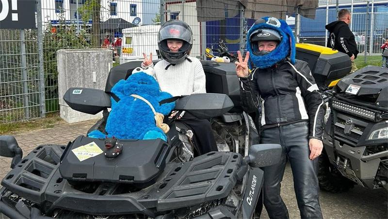 Harsefelder schenkt schwerkranken Kindern besondere Momente Die Quadkinder Bremen, Hamburg und Umgebung engagieren sich ehrenamtlich, um Kindern eine Freude zu bereiten.
