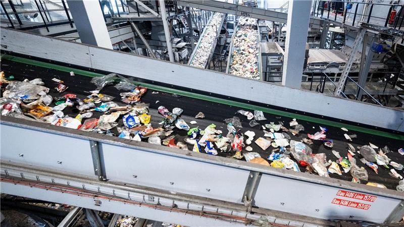 Recyclingquote bei Plastik bleibt global niedrig Die Recyclingrate ist weltweit gesehen nahezu gleich geblieben. (Archivbild)