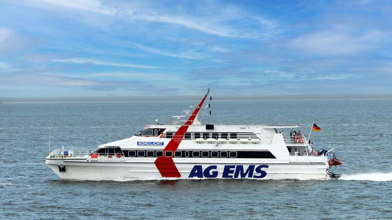 Von Cuxhaven nach Helgoland: Die Katamarane stechen in See Die Reederei Eils verspricht ein breiteres Fahrplan-Angebot mit der "Nordlicht". Archivfoto: Andryszak