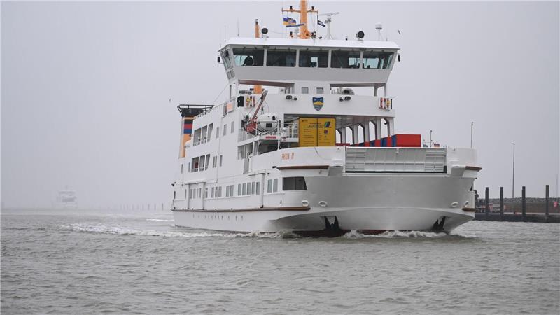 Die Reederei Norden-Frisia hat einzelne Fährabfahrten für Freitag wegen Niedrigwasser abgesagt. (Archivbild)