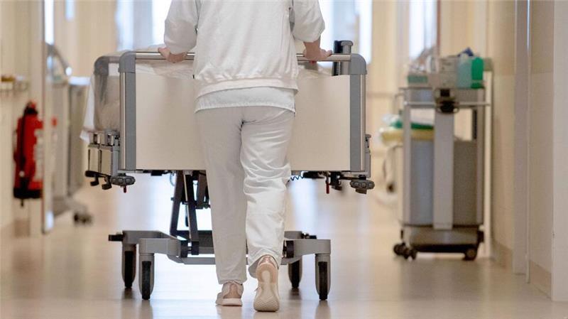 Bundesrat macht Weg für Krankenhausreform frei Die Reform soll Finanzdruck auf die Kliniken verringern. (Archivbild)
