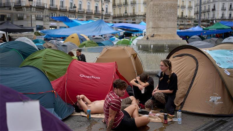 Spaniens Regierung schlittert wegen Wohnungsnot in die Krise Die Regierung in Madrid reagierte schnell auf die landesweite Empörung, scheiterte mit ihren Dekreten aber im Parlament an der konservativen und rechtspopulistischen Opposition. (Archivbild)