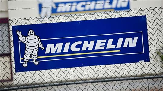 Die Reifenbranche in Deutschland steckt in der Krise. Auch die Michelin-Werke sind davon betroffen.