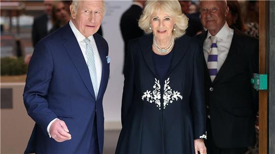 Die Reisepläne für die USA von König Charles und Königin Camilla wurden nach dem Vorfall beim Korrespondentendinner in Washington überprüft. (Archivbild)