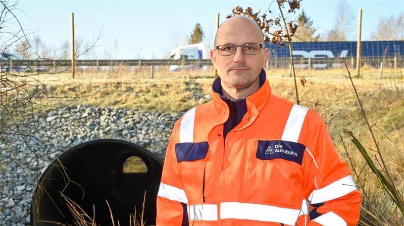 Die Reparatur der A 27 wegen eines defekten Wasserlaufes jährt sich jetzt zum ersten Mal. Wir gucken mit Michael Wendt von der Autobahn GmbH nach.