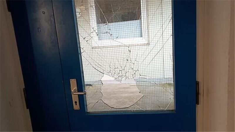 Die Reparatur von Schäden lässt auf sich warten.