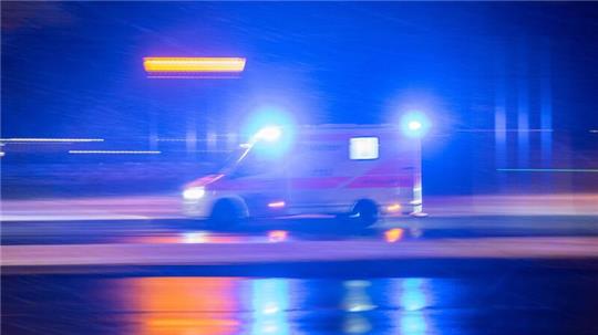 Die Rettungssanitäter konnten den 16-Jährigen nicht wiederbeleben (Symbolbild).