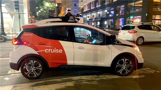 Die Robotaxi-Firma Cruise ist ins Blickfeld der US-Verkehrsbehörde geraten.