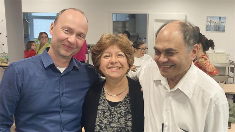 40 Jahre Ronda in Buxtehude: „Kinder gehören bei uns immer dazu“ Die Ronda ist seit 1989 ein eingetragener Verein. Stanley Schröder (Schriftführer), Magdalena Toborg (erste Vorsitzende) und Dr. Celio Lume Pereira (Schatzmeister) gehören zum aktuellen Vorstand.