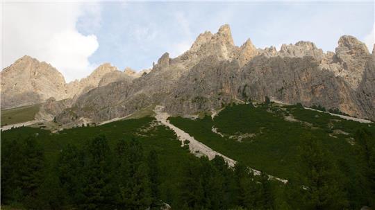 Die Rosengartengruppe gehört zu den bekanntesten Gebirgszügen in den Dolomiten. (Archivbild)