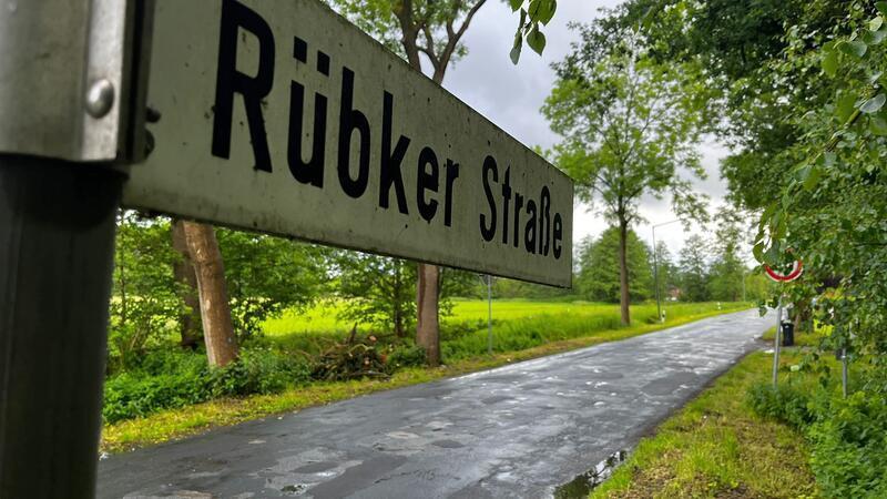 Die Rübker Straße in Buxtehude: Hier sollen irgendwann einmal rund 22.000 Fahrzeuge täglich unterwegs sein.