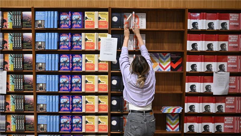 Die S. Fischer Verlage sind auf der Frankfurter Buchmesse stark präsent. (Archivbild)