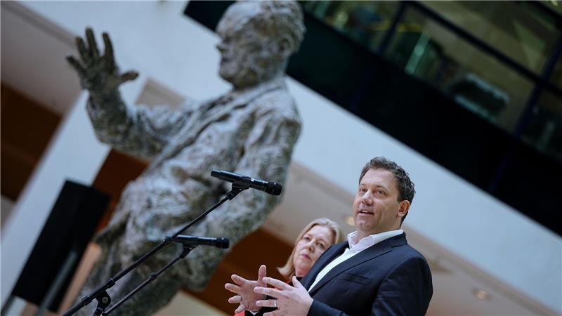 Die SPD-Chefs stehen unter Druck.