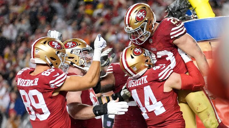 49ers und Ravens in NFL-Playoffs weiter Die San Francisco 49ers sind nur noch einen Sieg vom Einzug in den Super Bowl entfernt.