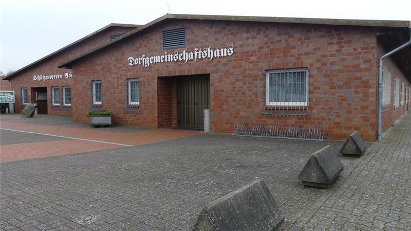 Die Sanierung und Modernisierung des Asseler Dorfgemeinschaftshauses kostet die Gemeinde zwar erst mal richtig viel Geld - aber sehr viel davon wird es später wieder zurückgeben. Denn dieses Projekt wird über die Dorfentwicklung der Elbstromdörfer gefördert.