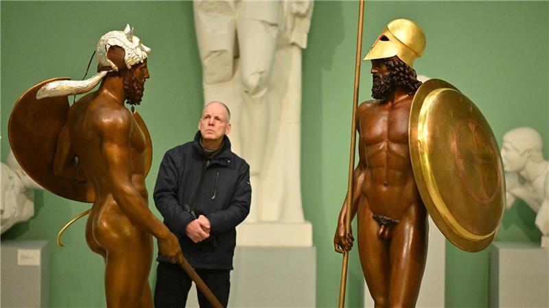 Uni Göttingen zeigt vergangene Skulpturen-Kunst Die Schau zeigt farbig rekonstruierte Kopien berühmter Bronzefiguren.