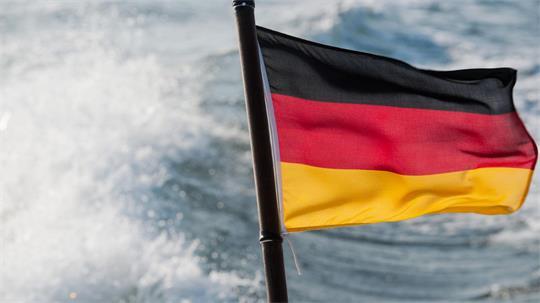 Die Schiffsflagge wirkt sich auf die Arbeitsbedingungen an Bord aus. (Archivbild)