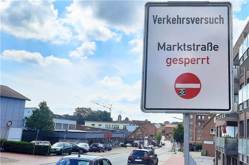 Die Schilder verschwinden bald wieder. Foto: Fehlbus