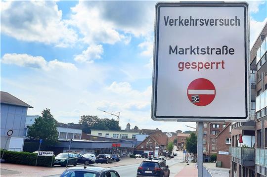 Die Schilder verschwinden bald wieder. Foto: Fehlbus