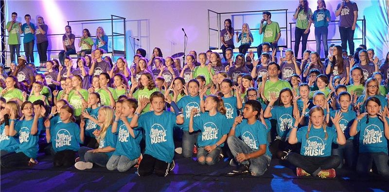 Die Schüler der Oberschule in Harsefeld zeigten nach drei aufregenden Tagen mit den „Young Americans“ ihr musikalisches Können. Foto Ahrens