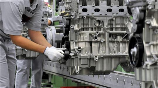 Die Schwäche der Auto-Industrie zwingt Zulieferer nach Alternativen zu suchen. (Symbolbild)