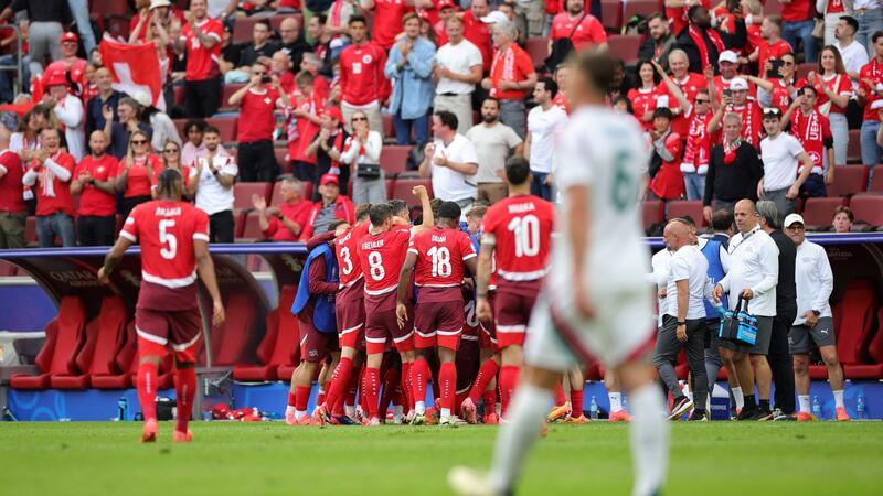 Xhaka jubelt: Schweizer Sieg mit vier Geschichten Die Schweiz startet mit einem 3:1-Erfolg in die Fußball-Europameisterschaft.
