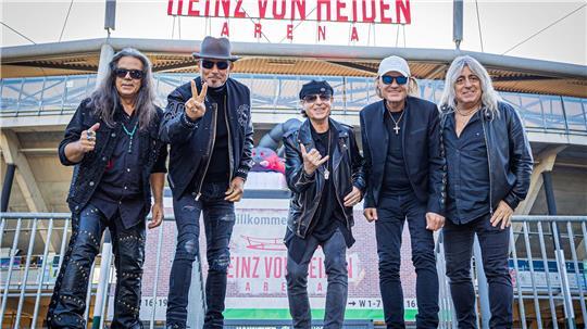 Die Scorpions spielen zum ersten Mal im Fußballstadion von Hannover 96. (Archivbild)