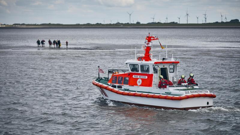 Fünf Männer im Watt bei Föhr von Wasser eingeschlossen Die Seenotretter haben vom Wasser eingeschlossene Männer befreit.