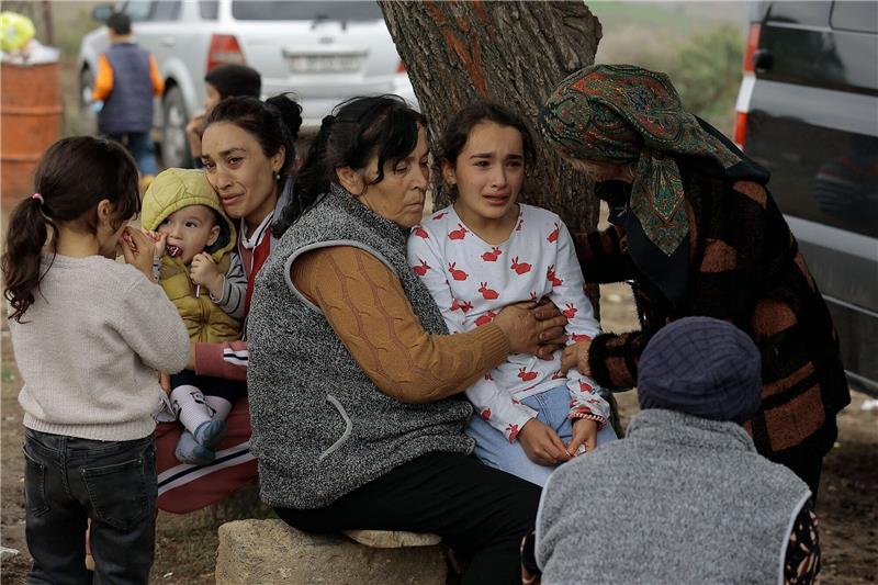 Behörden von Berg-Karabach beschließen Selbstauflösung Die Selbstauflösung der Republik Berg-Karabach zielt darauf ab, das Leben der Zivilbevölkerung zu schützen.